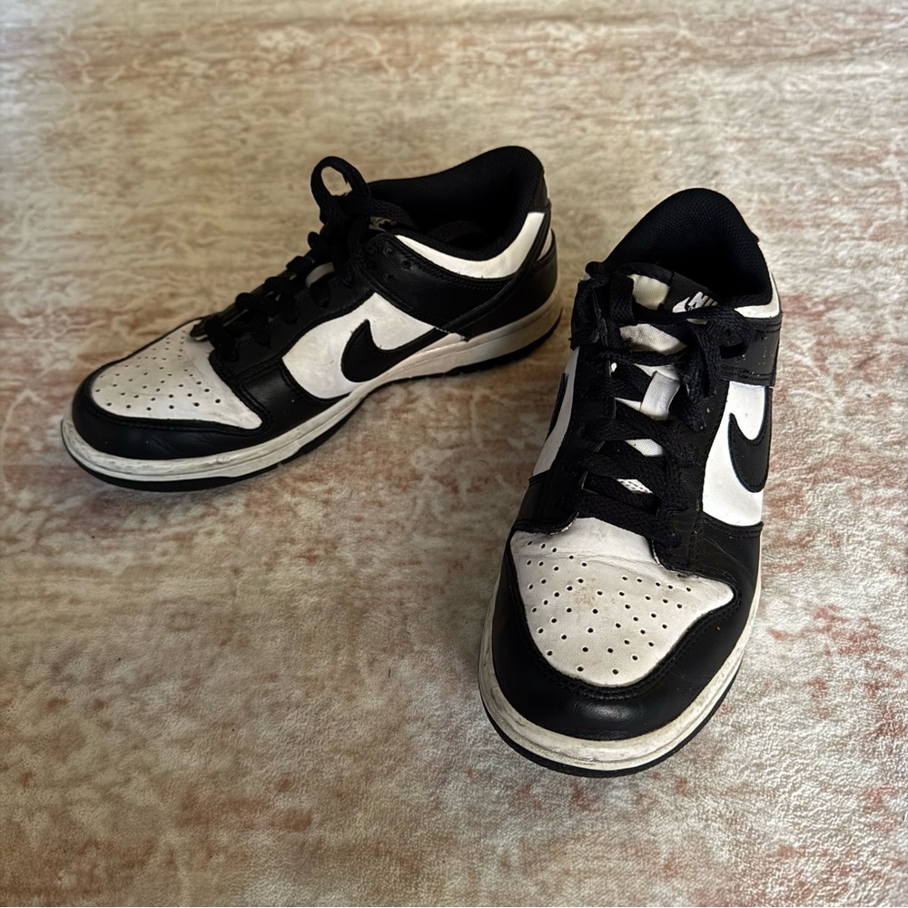 Nike Dunk Low Panda